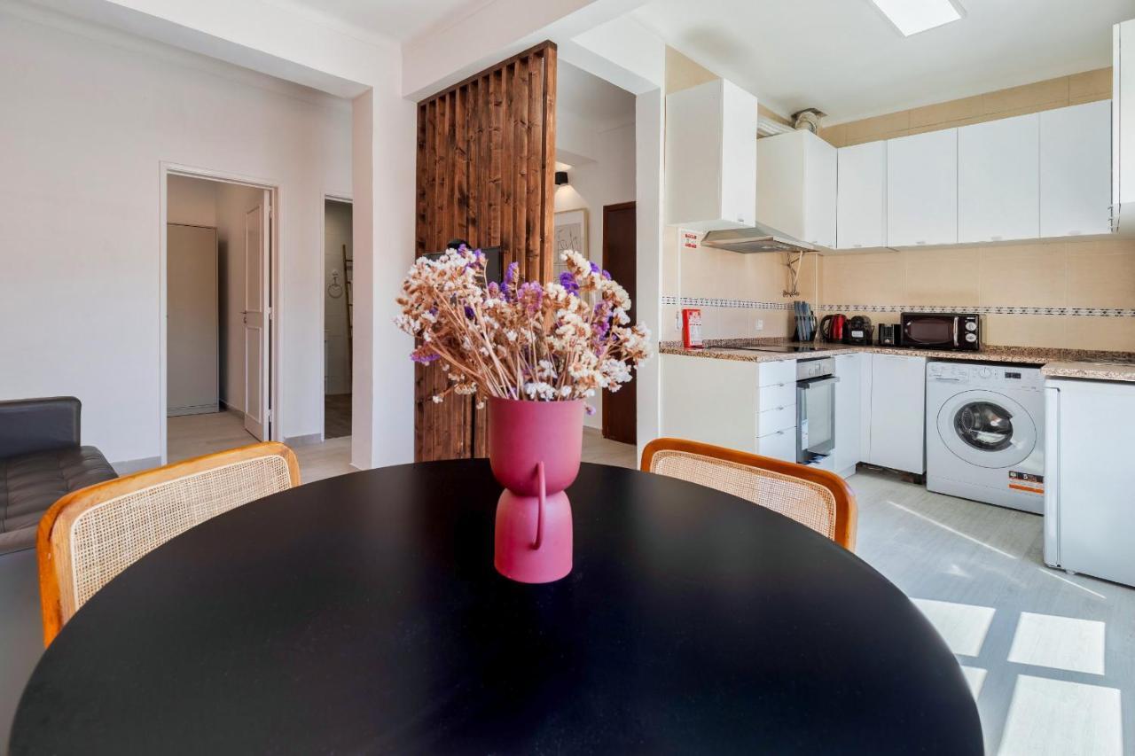 Omega Apartment Setúbal Zewnętrze zdjęcie